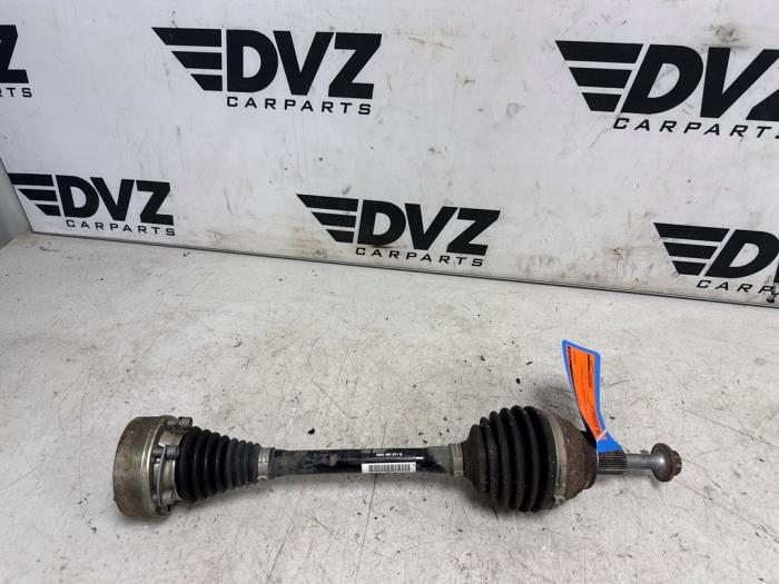 Gebruikte Aandrijfas links-voor Seat Leon Sportstourer (KLF) 1.5 TSI 16V Prijs € 105,00 Margeregeling aangeboden door DVZ Carparts