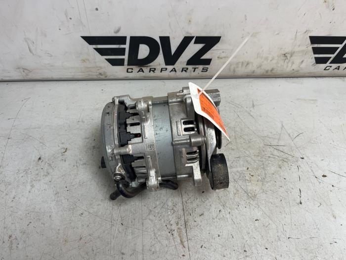 Gebruikte Dynamo Volkswagen Golf VIII (CD1) 1.5 eTSI 16V Prijs € 799,00 Inclusief btw aangeboden door DVZ Carparts