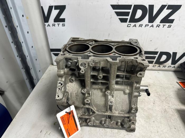 Gebruikte Motor Onderblok Volkswagen Polo VI (AW1) 1.0 TSI 12V Prijs € 124,99 Margeregeling aangeboden door DVZ Carparts