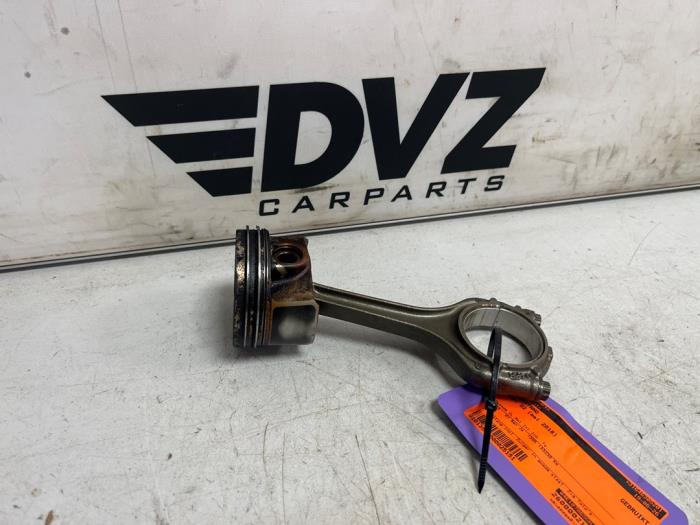 Gebruikte Drijfstang Audi Q2 (GAB/GAG) 1.4 TFSI 16V Prijs € 49,99 Margeregeling aangeboden door DVZ Carparts