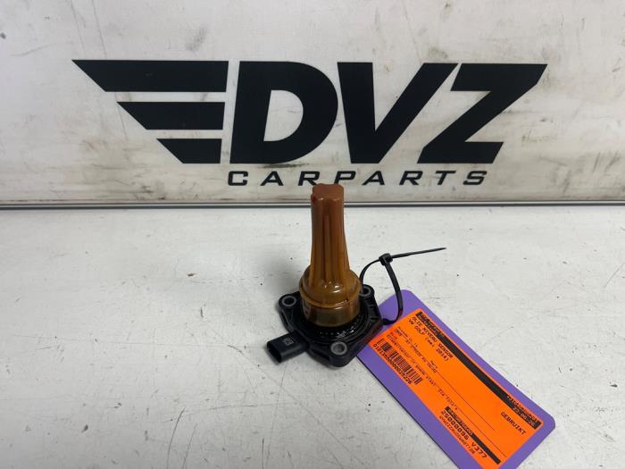 Gebruikte Oliepeil sensor Volkswagen Golf VII (AUA) 1.6 TDI BlueMotion 16V Prijs € 24,99 Margeregeling aangeboden door DVZ Carparts