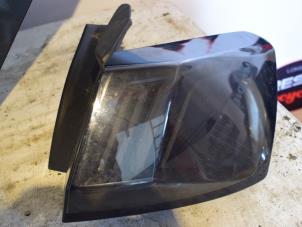 Gebruikte Achterlicht rechts Peugeot 3008 II (M4/MC/MJ/MR) 1.6 16V Hybrid4 Prijs € 181,50 Inclusief btw aangeboden door Autoafbraak Meiresonne