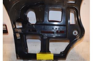 Gebruikte Bumpersteun links-achter BMW 3-Serie Prijs € 30,25 Inclusief btw aangeboden door Autoafbraak Meiresonne