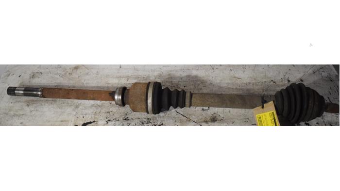 Gebruikte Steekas rechts-voor Peugeot Partner Tepee (7A/B/C/D/E/F/G/J/P/S) 1.6 VTi 95 16V Phase 2 Prijs € 36,30 Inclusief btw aangeboden door Autoafbraak Meiresonne