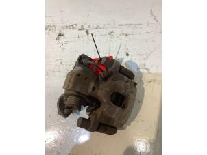 Gebruikte Remklauw (Tang) rechts-achter Honda Civic (FK1/2/3) 1.8i VTEC 16V Prijs € 60,50 Inclusief btw aangeboden door Autoafbraak Meiresonne