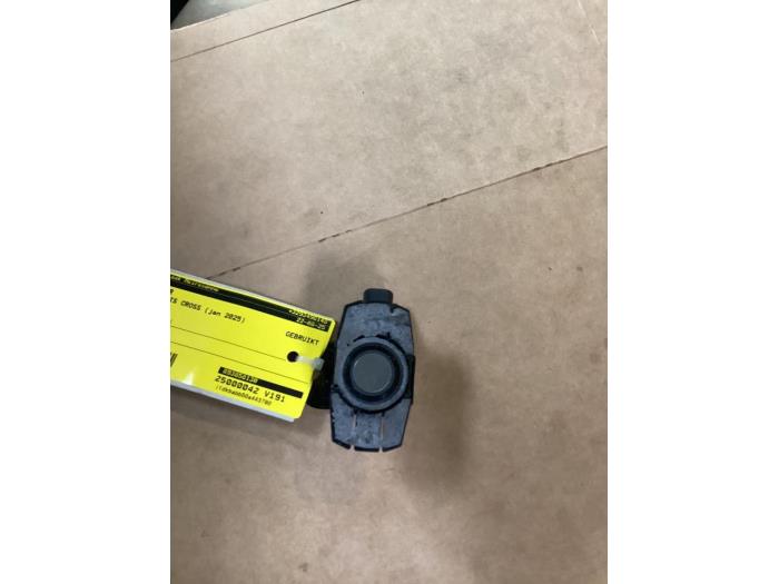 Gebruikte PDC Sensor Toyota Yaris Cross (PB1/PJ1) 1.5 12V Hybrid 115 Prijs € 54,45 Inclusief btw aangeboden door Autoafbraak Meiresonne