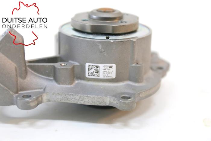 Gebruikte Waterpomp Audi RS 4 Avant (B9) 2.9 V6 TFSI 24V Prijs € 151,25 Inclusief btw aangeboden door Duitse Auto Onderdelen