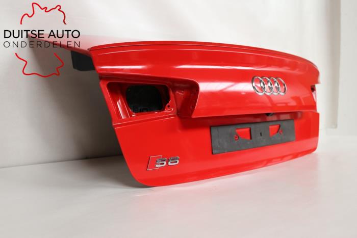 Achterklep van een Audi S6 (C7) 4.0 V8 TFSI 2012