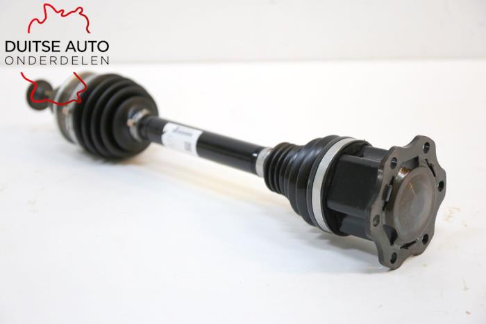 Aandrijfas links-voor van een Audi Q7 (4MB/4MG) 3.0 TFSI V6 24V 2017