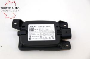 Gebruikte Side assist sensor Volkswagen Golf VII (AUA) 1.4 TSI 16V Prijs € 80,01 Inclusief btw aangeboden door Duitse Auto Onderdelen