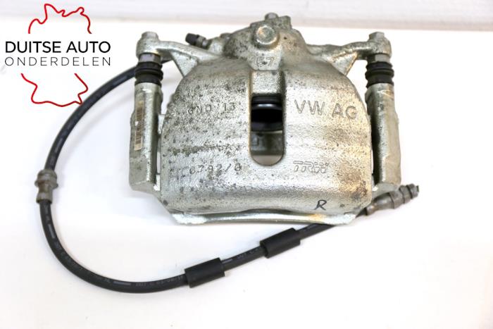 Remklauw (Tang) rechts-voor van een Audi A3 Sportback (8VA/8VF) 1.4 TFSI 16V 2016