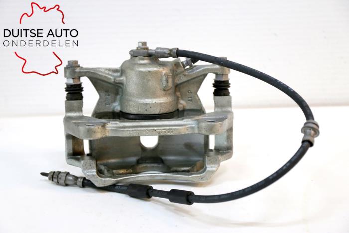 Remklauw (Tang) rechts-voor van een Audi Q2 (GAB/GAG) 2.0 TDI 16V 150 Quattro 2016