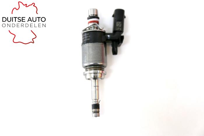 Injector (benzine injectie) van een Audi A3 Sportback (8VA/8VF) 1.5 35 TFSI 16V 2019