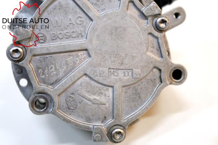 Vacuumpomp (Benzine) van een Audi S3 Limousine (8VM/8VS) 2.0 TFSI 16V 2017