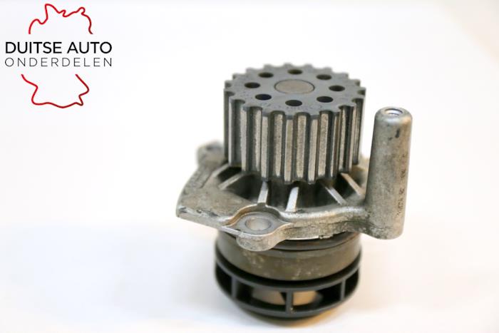 Gebruikte Waterpomp Volkswagen Tiguan (5N1/2) 2.0 TDI 16V 4Motion Prijs € 75,00 Inclusief btw aangeboden door Duitse Auto Onderdelen