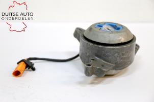 Gebruikte Motorsteun Audi A8 (D4) 3.0 TDI V6 24V Quattro Prijs € 90,75 Inclusief btw aangeboden door Duitse Auto Onderdelen