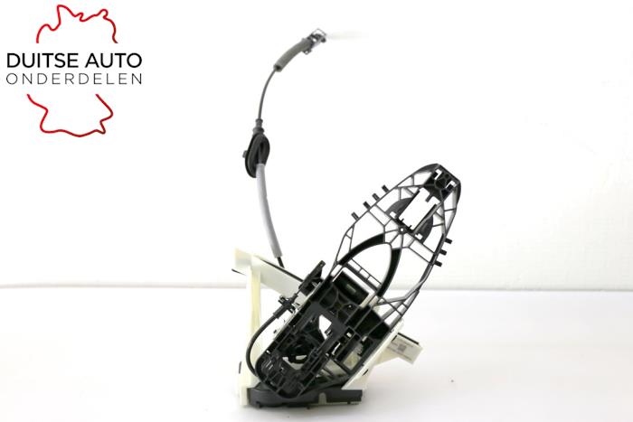 Deurslot Mechaniek 4Deurs rechts-achter van een Ford Puma 1.0 Ti-VCT EcoBoost Hybrid 12V 2020