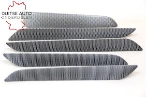 Gebruikte Interieurlijsten Set Audi Q3 (8UB/8UG) 2.0 TDI 16V 136 Prijs € 121,00 Inclusief btw aangeboden door Duitse Auto Onderdelen