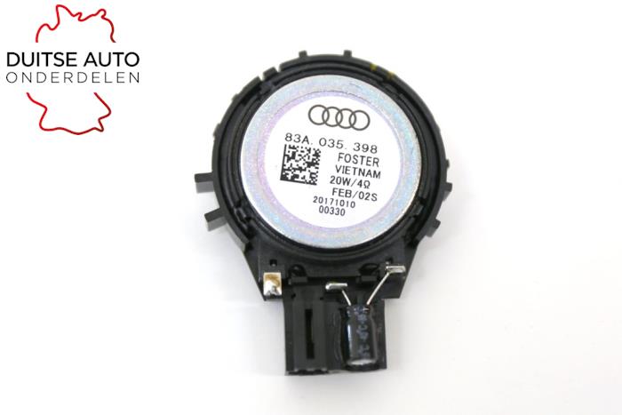 Luidspreker van een Audi Q3 (F3B) 2.0 40 TDI 16V Quattro 2021