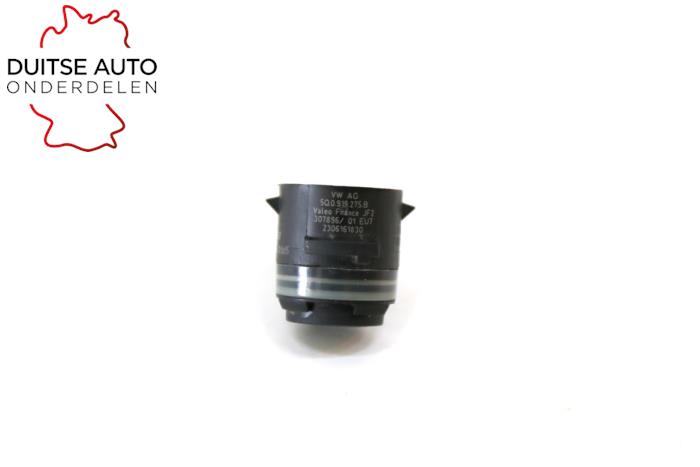 PDC Sensor van een Volkswagen Golf VII (AUA) 1.0 TSI 12V 2019