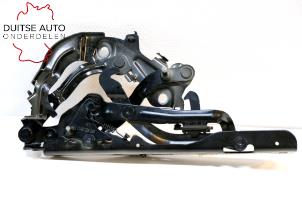 Gebruikte Motorkap Scharnier Audi TT (FV3/FVP) 2.0 TFSI 16V TTS Quattro Prijs € 90,75 Inclusief btw aangeboden door Duitse Auto Onderdelen