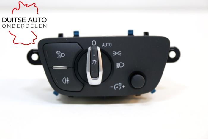 Licht Schakelaar van een Audi A5 Sportback (F5A/F5F) 1.4 TFSI 16V 2019