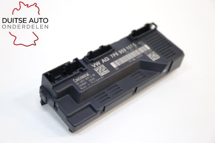 Module achterklep motor van een Volkswagen Touareg (7PA/PH) 3.0 TDI V6 24V BlueMotion Technology SCR 2015