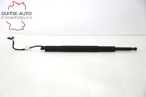 Gebruikte Sluithulpmotor achterklep BMW 5 serie Touring (G31) 540i xDrive 3.0 TwinPower Turbo 24V Prijs € 121,00 Inclusief btw aangeboden door Duitse Auto Onderdelen