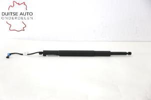 Gebruikte Sluithulpmotor achterklep BMW 5 serie Touring (G31) 540i xDrive 3.0 TwinPower Turbo 24V Prijs € 121,00 Inclusief btw aangeboden door Duitse Auto Onderdelen