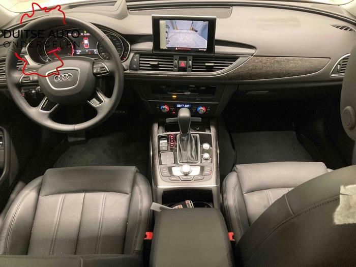 Subwoofer van een Audi A6 (C7) 2.0 TDI 16V 2017