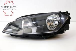 Gebruikte Koplamp links Volkswagen Golf VII (AUA) 1.4 TSI 16V Prijs € 211,75 Inclusief btw aangeboden door Duitse Auto Onderdelen