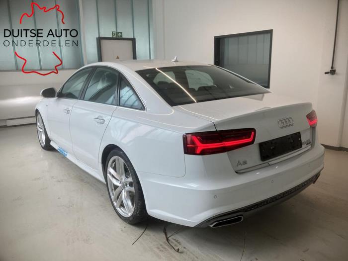 Achterklep van een Audi A6 (C7) 3.0 V6 24V TFSI Quattro 2016