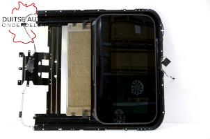 Gebruikte Schuifdak Audi A8 (D4) 3.0 TDI V6 24V Quattro Prijs op aanvraag aangeboden door Duitse Auto Onderdelen