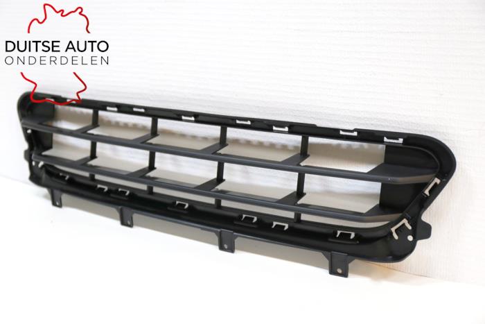 Grille van een MINI Countryman (F60) 1.5 12V Cooper ALL4 2022