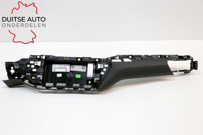 Gebruikte Dashboard deel Audi e-tron Sportback (GEA) S Prijs € 175,45 Inclusief btw aangeboden door Duitse Auto Onderdelen