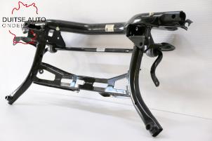 Subframe van een Cupra Formentor 1.5 e-Hybrid VZ 16V 2024