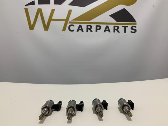 Nieuwe Injector (benzine injectie) Audi Q3 (8UB/8UG) 1.4 TFSI 16V Prijs € 302,50 Inclusief btw aangeboden door WH Carparts