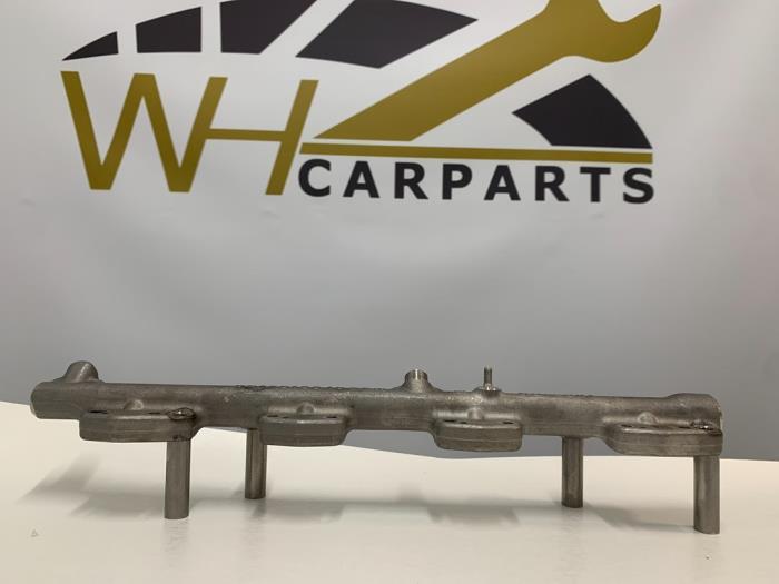 Nieuwe Injector brug BMW 3 serie (F30) 330i 2.0 16V Prijs € 102,85 Inclusief btw aangeboden door WH Carparts