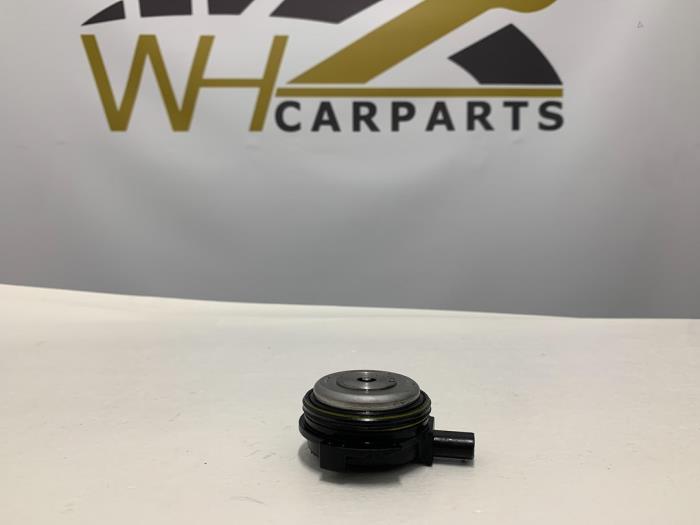 Sensor Nokkenas van een BMW 3 serie (F30) 330i 2.0 16V 2018