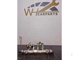 Nieuwe Injector brug Volkswagen Golf VII (AUA) 2.0 GTD 16V Prijs € 90,75 Inclusief btw aangeboden door WH Carparts