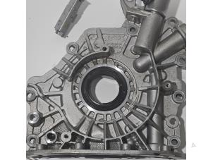 Gebruikte Oliepomp Ford Transit Connect (PJ2) 1.5 EcoBlue Prijs € 90,75 Inclusief btw aangeboden door WH Carparts