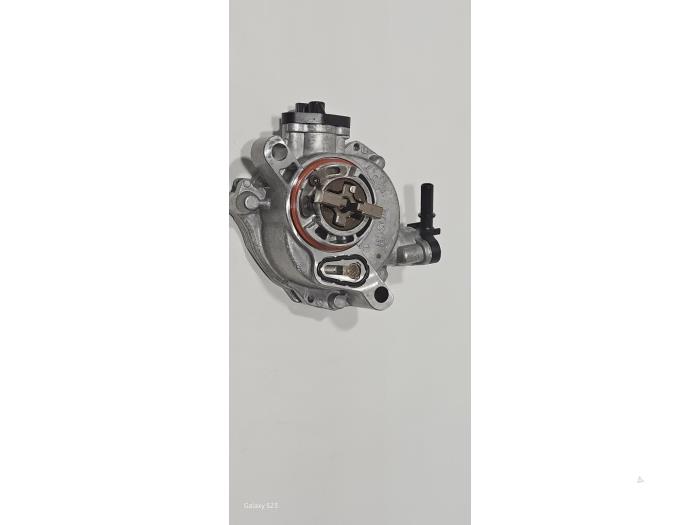 Gebruikte Vacuumpomp (Diesel) Ford Transit Connect (PJ2) 1.5 EcoBlue Prijs € 60,50 Inclusief btw aangeboden door WH Carparts