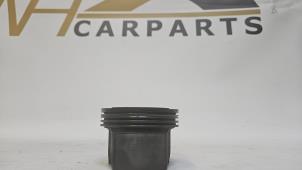 Gebruikte Zuiger Ford Transit 2.0 TDCi 16V Eco Blue 130 Prijs € 90,75 Inclusief btw aangeboden door WH Carparts