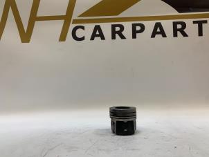 Gebruikte Zuiger Ford Transit Custom 2.0 TDCi 16V Eco Blue 105 Prijs € 54,45 Inclusief btw aangeboden door WH Carparts