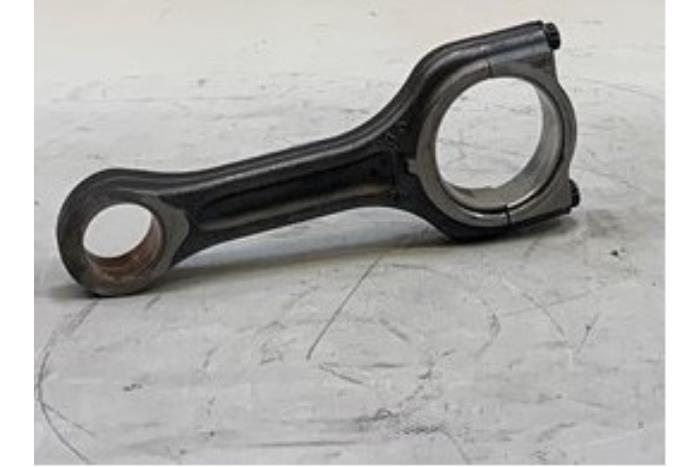 Drijfstang van een Ford Fiesta 7 1.5 TDCi 85 2020