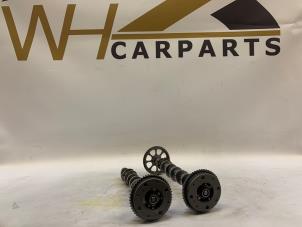 Gebruikte Nokkenas Ford Focus 4 1.0 Ti-VCT EcoBoost 12V 125 Prijs € 181,50 Inclusief btw aangeboden door WH Carparts