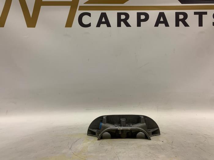 Gebruikte Nokkenashuis Ford Focus 3 1.5 EcoBoost 16V 150 Prijs € 24,20 Inclusief btw aangeboden door WH Carparts