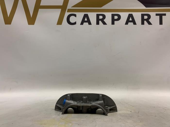 Gebruikte Nokkenashuis Ford Focus 3 1.5 EcoBoost 16V 150 Prijs € 24,20 Inclusief btw aangeboden door WH Carparts