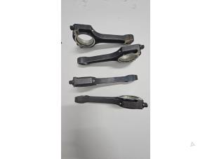 Gebruikte Drijfstang Ford Focus 3 1.5 EcoBoost 16V 150 Prijs € 181,50 Inclusief btw aangeboden door WH Carparts