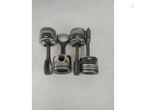 Gebruikte Zuiger Ford Focus 4 1.5 EcoBlue 120 Prijs € 121,00 Inclusief btw aangeboden door WH Carparts